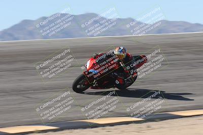 media/Oct-13-2025-Moto Forza (Mon) [[a66d839500]]/3-B Group/Session 2 (Bowl)/